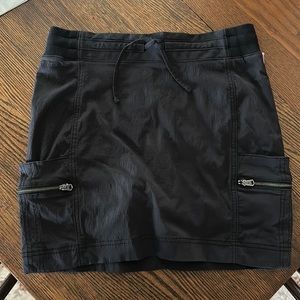 Athleta Trekkie Skirt / Skort size 6